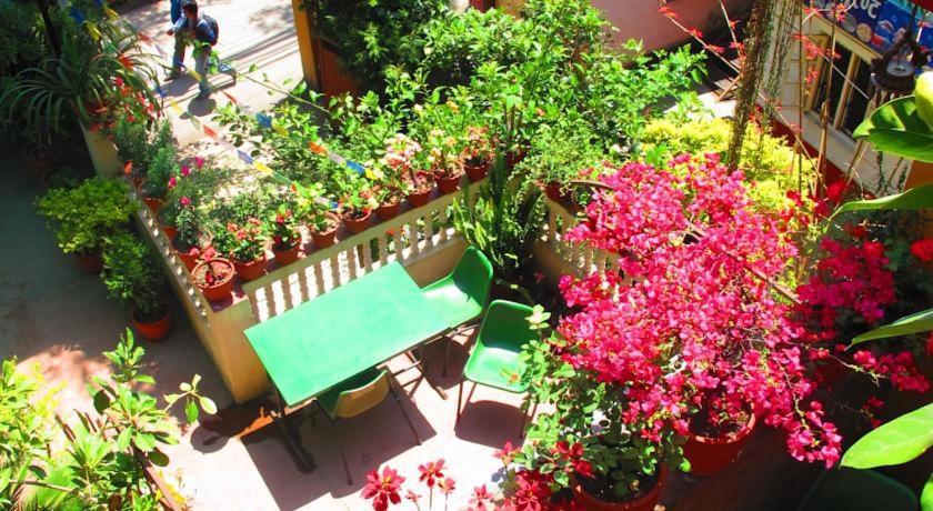 Souvenir Guest House Catmandu Exterior foto